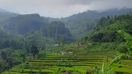 trekking-ke-camp-nusantara