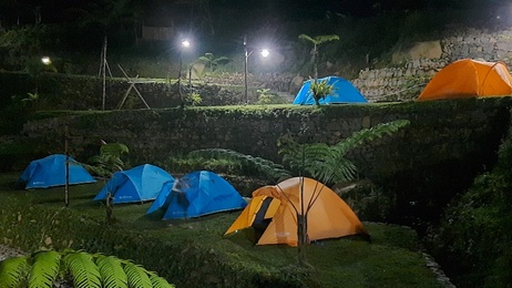 camping malam