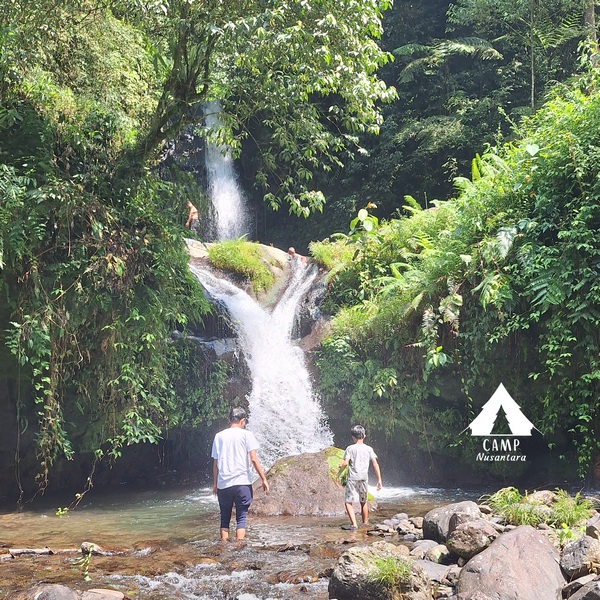 trekking tempat wisata curug dua undak via Camp Nusantara Cidahu