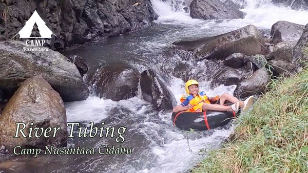 river tubing di sungai camp nusantra cidahu