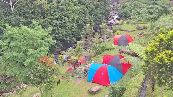Area camping ground riverside di Cidahu untuk kegiatan pramuka kapasitas 300 peserta